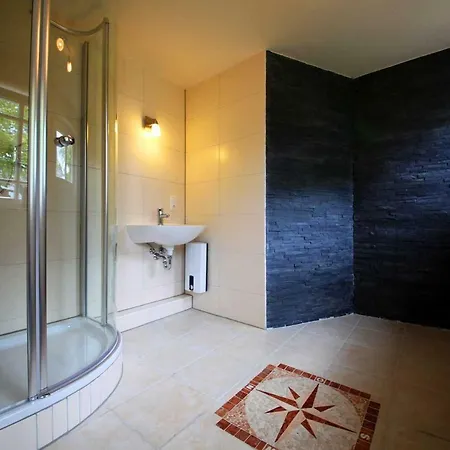 Holiday home Strandvilla Rheingold - Ferienwohnung Da Vinci *